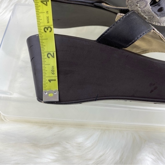 GUESS LOGO WEDGE SANDALS THONG SLIP ON SHOES SIZE 8 - Picture 11 of 11